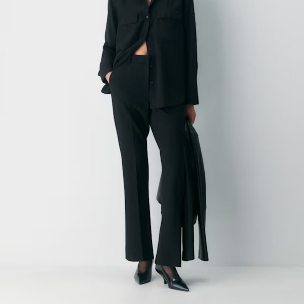 Aritzia Babaton High Rise Flared Trousers Pants Size 12 Black